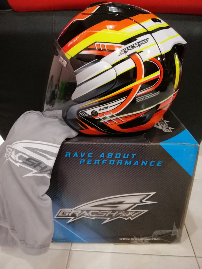Helmet Gracshaw G818 Grixent Auto Accessories on Carousell