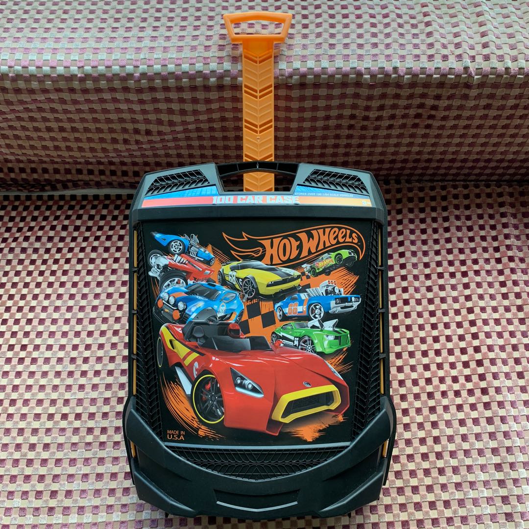 Hot Wheels 100 Car, Rolling Storage Case with Retractable Handle