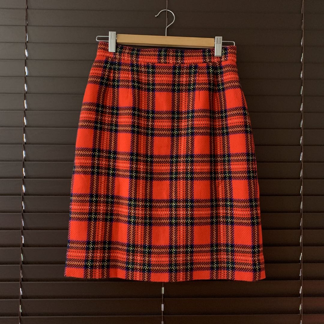mid length red plaid skirt