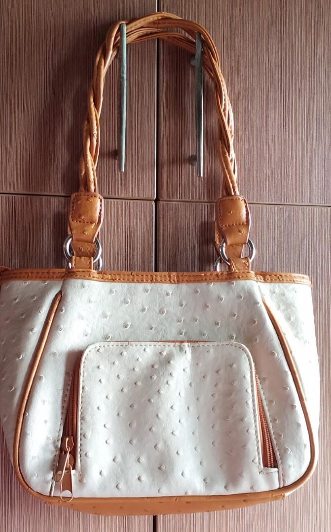 Travis Scott's Jumbo Hermès Bag Is Peak Luxury | Vogue