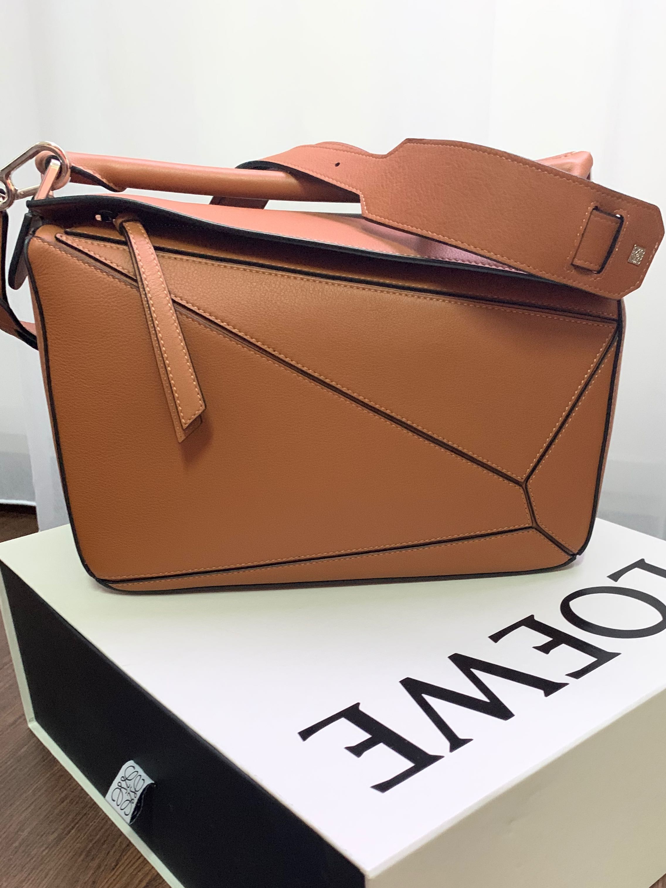 loewe puzzle bag medium tan