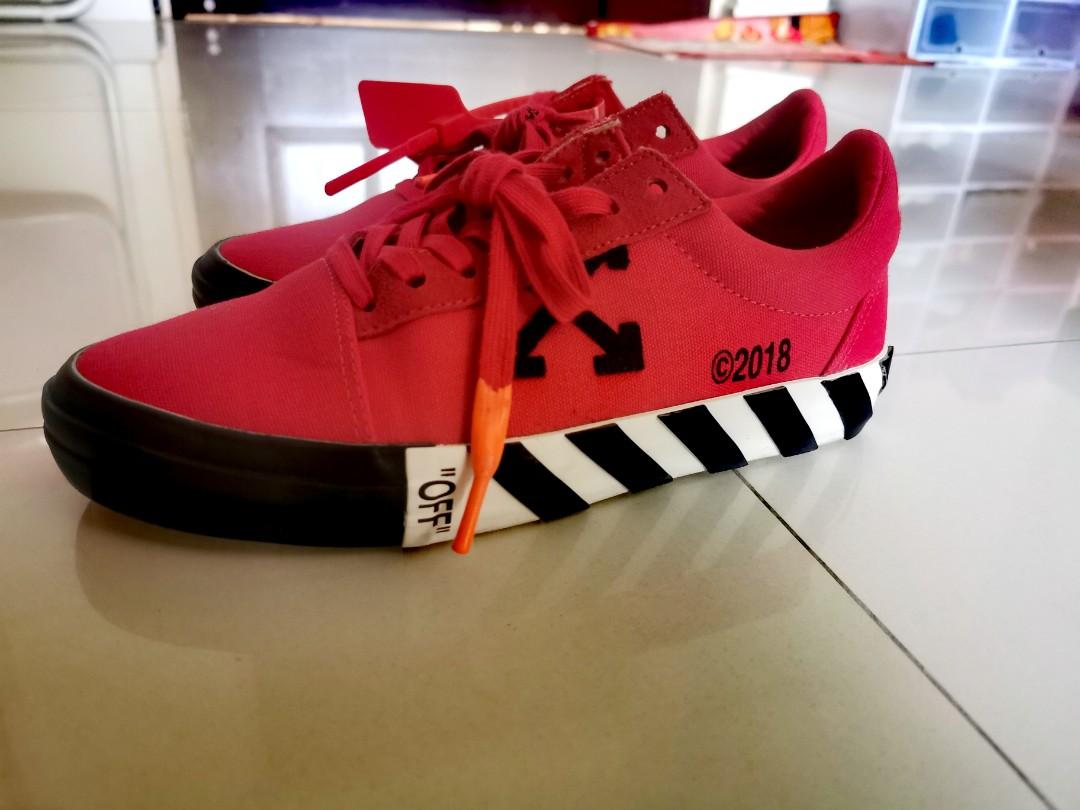 Red vulc sales off white