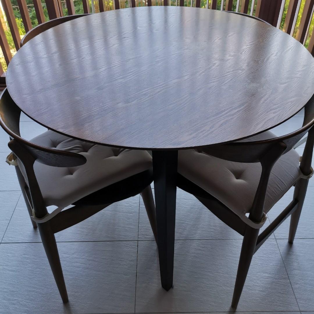 Round Dining Table 1 Metre Furniture Tables Chairs On Carousell