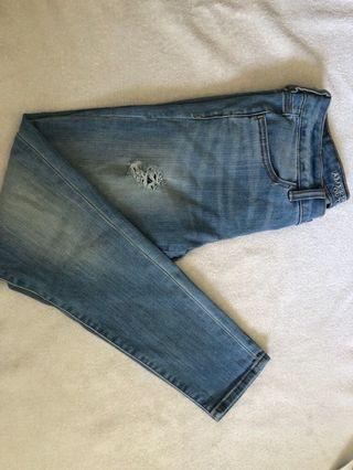AMERICAN EAGLE JEANS