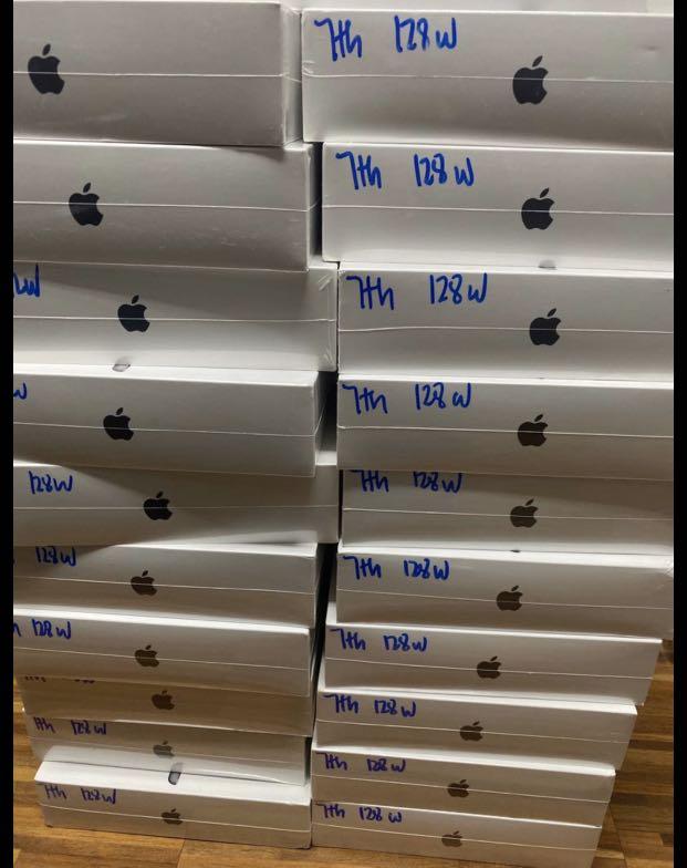iPad 7th 2019 (Category: iPad) located in San Juan City. Submitted by ajtswisswatches (Listing ID 283541305, Image 2). Description: iPad 7th gen Wifi 32gb 18,000 Wifi+cellular 128gb 29,500 all units Are: - Original Authentic -100% brand new Factory Sealed - standard factory package - 1 year warranty 👈 We Accept bulk(wholesale) order for inquiry pm/call 09274488880 👈 We accept installment for Credit card only.