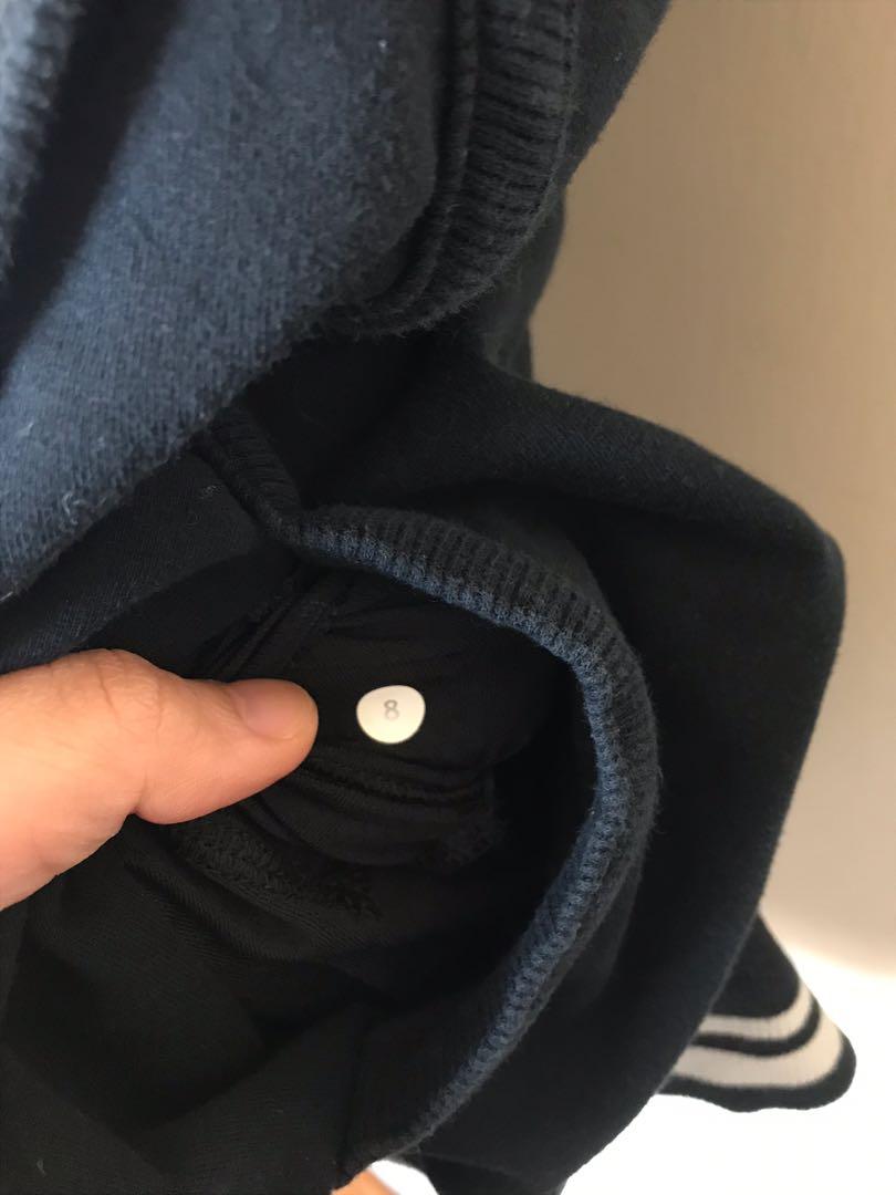 Lululemon online sleeveless hoodie