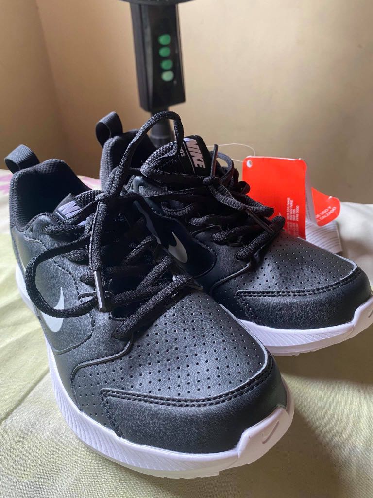 mens nike todos
