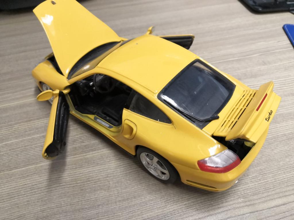 Porsche 996 Turbo Cabriolet 1999 - Burago 1/18 - Miniature De Collection