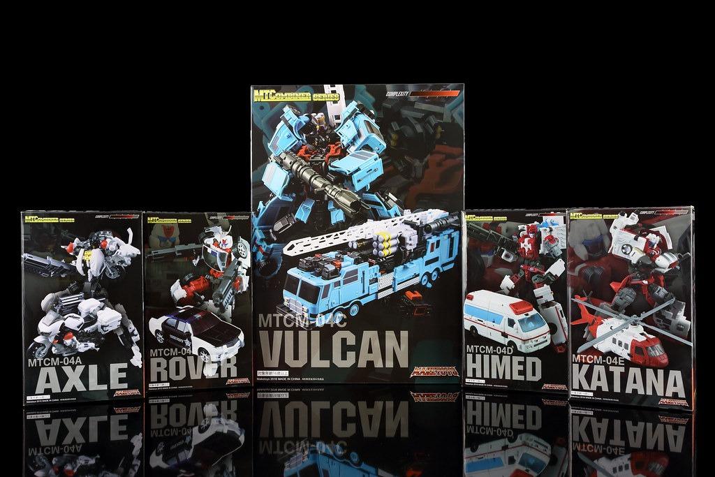 TRANSFORMERS MAKETOYS GUARDIA DEFENSOR COMBINER SET Hobbies