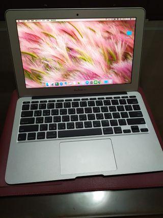 ［已更換新電池］2013 11吋 Macbook air, A1465, 4GB/256GB