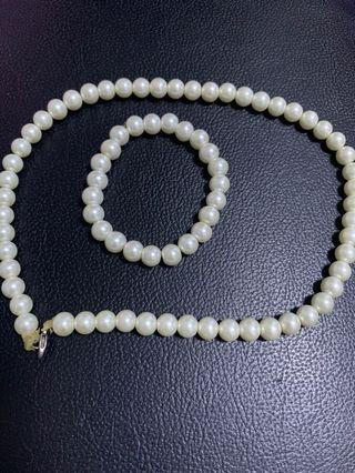 synthetic pearl necklace & bracelet