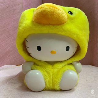 【Hello Kitty】 KITTY變身小雞儲金筒﻿
