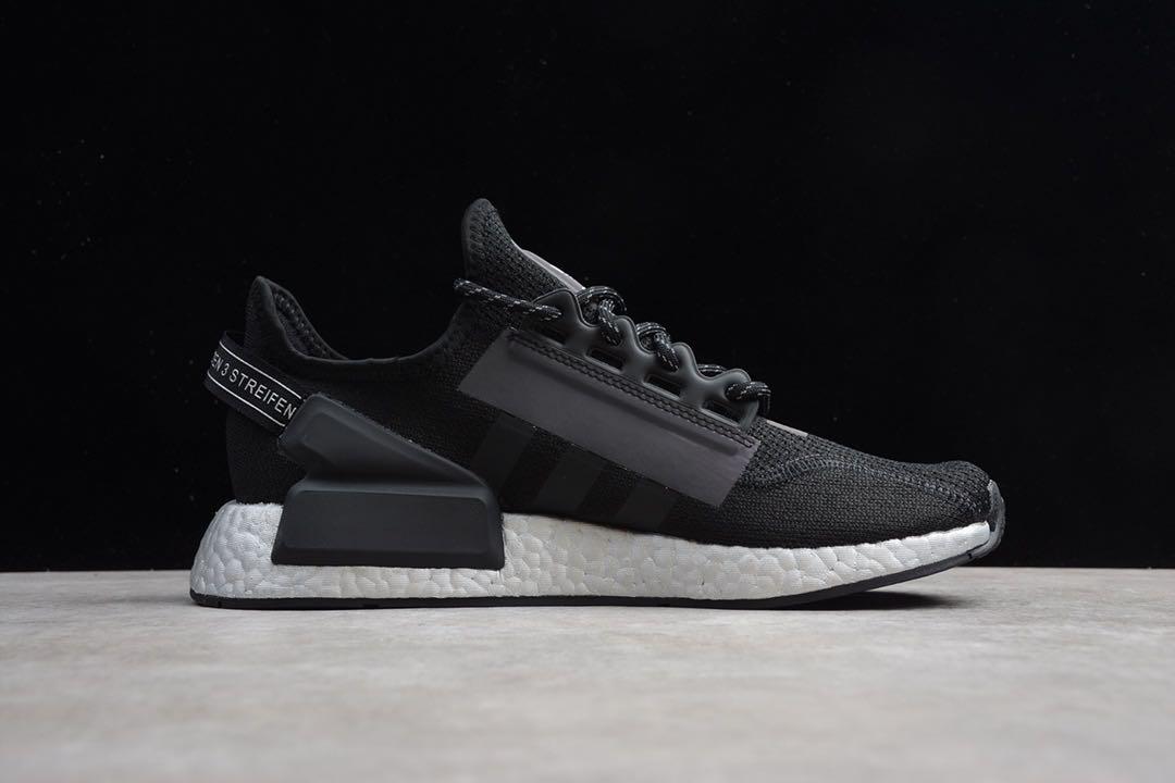 Adidas NMD R1 V2 FV9022 shoes for men 39 45