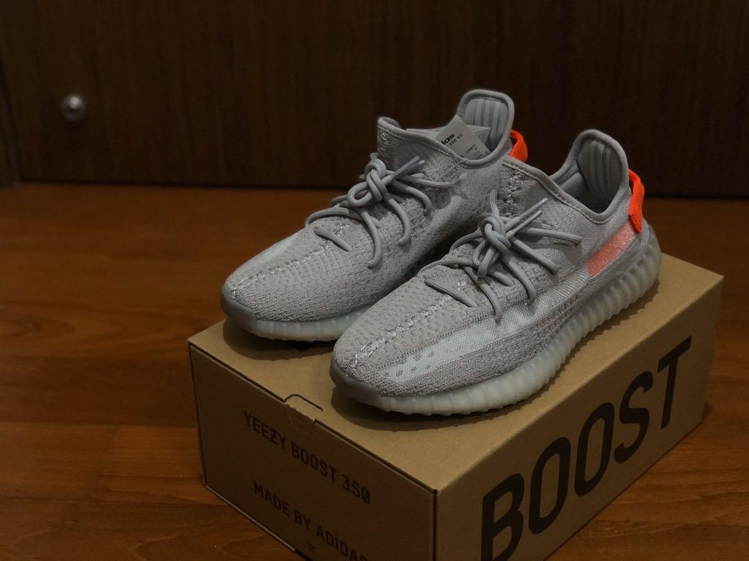 Adidas Yeezy Boost 350 v2 Tail Light, Men's Fashion, Footwear, Sneakers on  Carousell