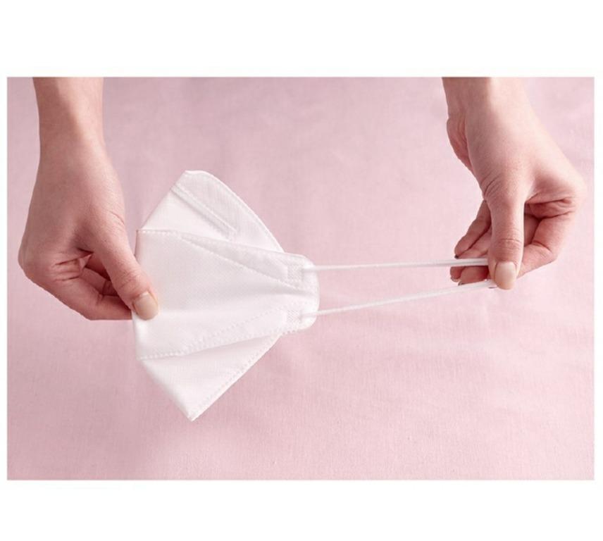 HEAL MADE KF94 4ply Filtration Surgical Mask 1pc, Health & Nutrition