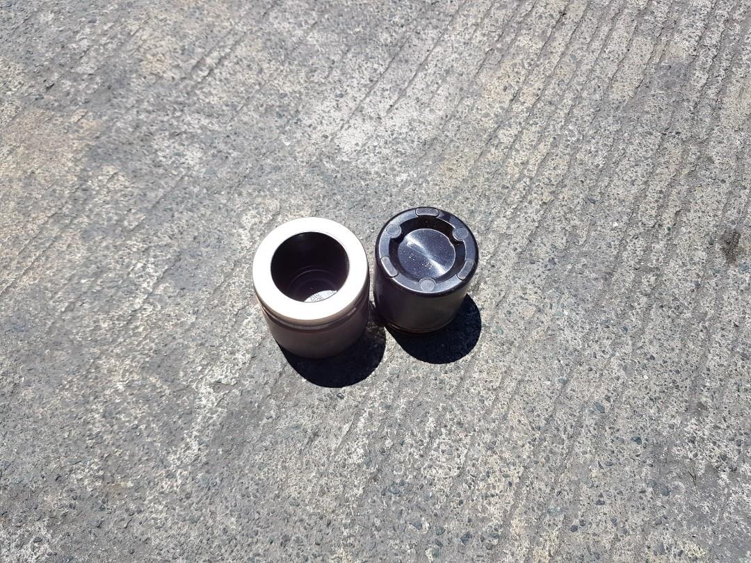 Hummer H2 Brake Piston Assembly Bnew Original (Category: Steering, Brakes, Control Parts and Accessories) located in Makati City. Submitted by luxurycarpartsphilippinesinc. (Listing ID 283673176, Image 1). Description: Hummer H2 Brake Piston Front and Rear Bnew Original Onhand Stock we install too price available by request depending on car make and model All Hummer H2 Car Parts Available shop in makati yes we do installation actual photo is post