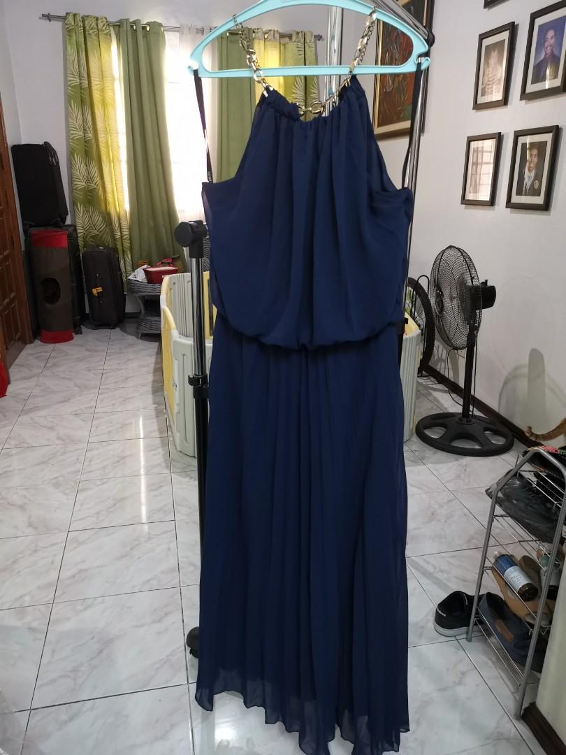 long dress with gold metal collar 