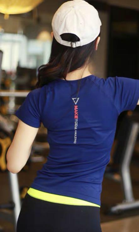 navy blue yoga top