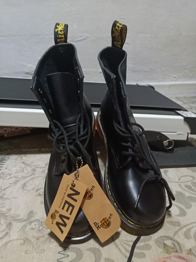 dr martens size 39
