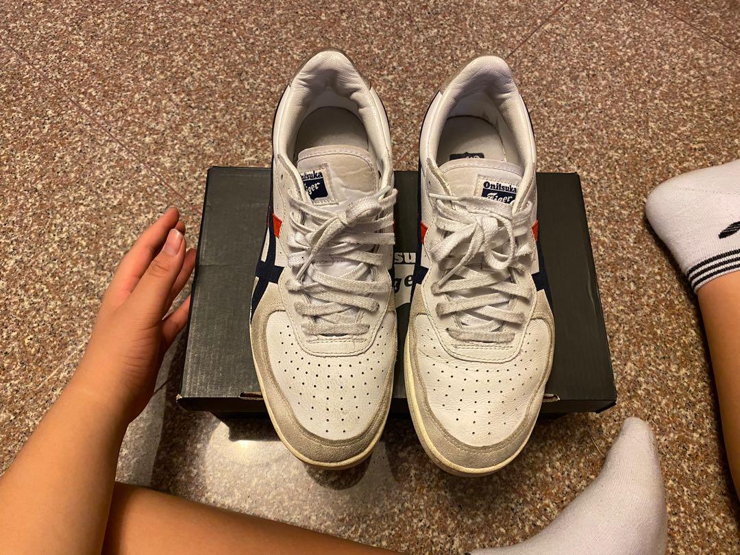 Onitsuka Tiger white sneaker (Category: Sneakers) located in Singapore. Submitted by llie80 (Listing ID 283697815, Image 2). Description: Shoe condition 9/10,only wore a few times,can nego if collect under my block.Only wore a few times.