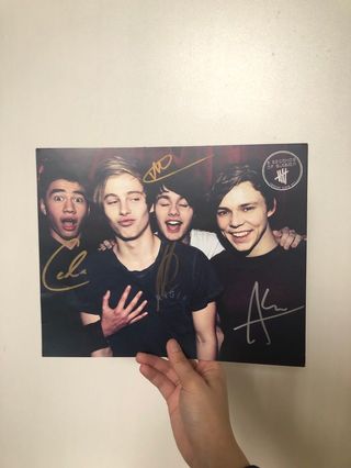 5SOS 2013 SIGNED POSTER
