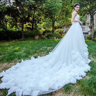 Gaun pengantin ekor - Wedding dress - bridal - pernikahan - wedding gown - gaun wanita -dress wanita