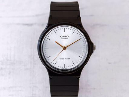 Casio Classic MQ24 Analog Watch MQ-24-7E2 Silver Dial Brand New Casio Classic MQ24 Analog Watch MQ-24-7E2 Silver Dial Brand New
