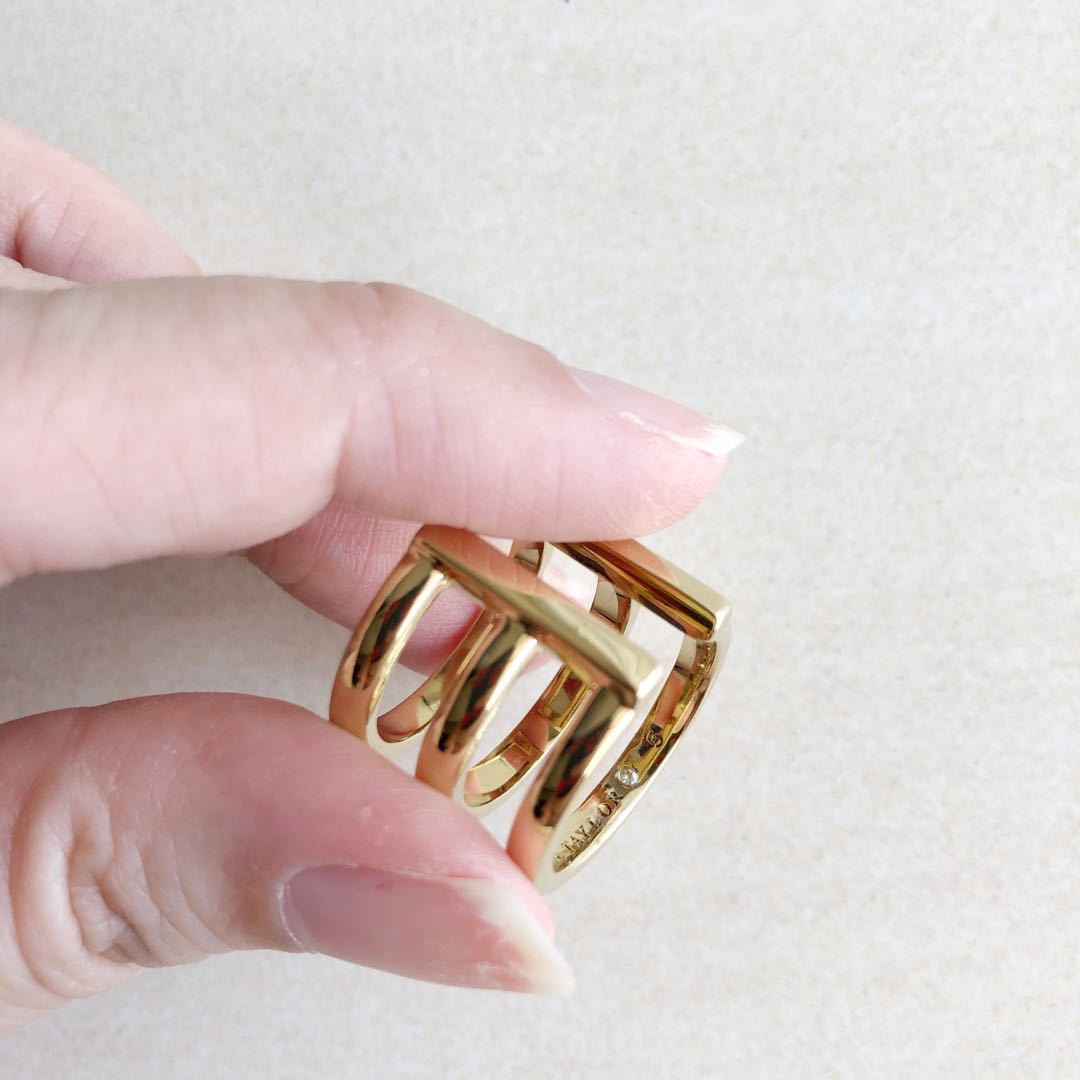 Ann Taylor Gold Plated Open Ring Size 5