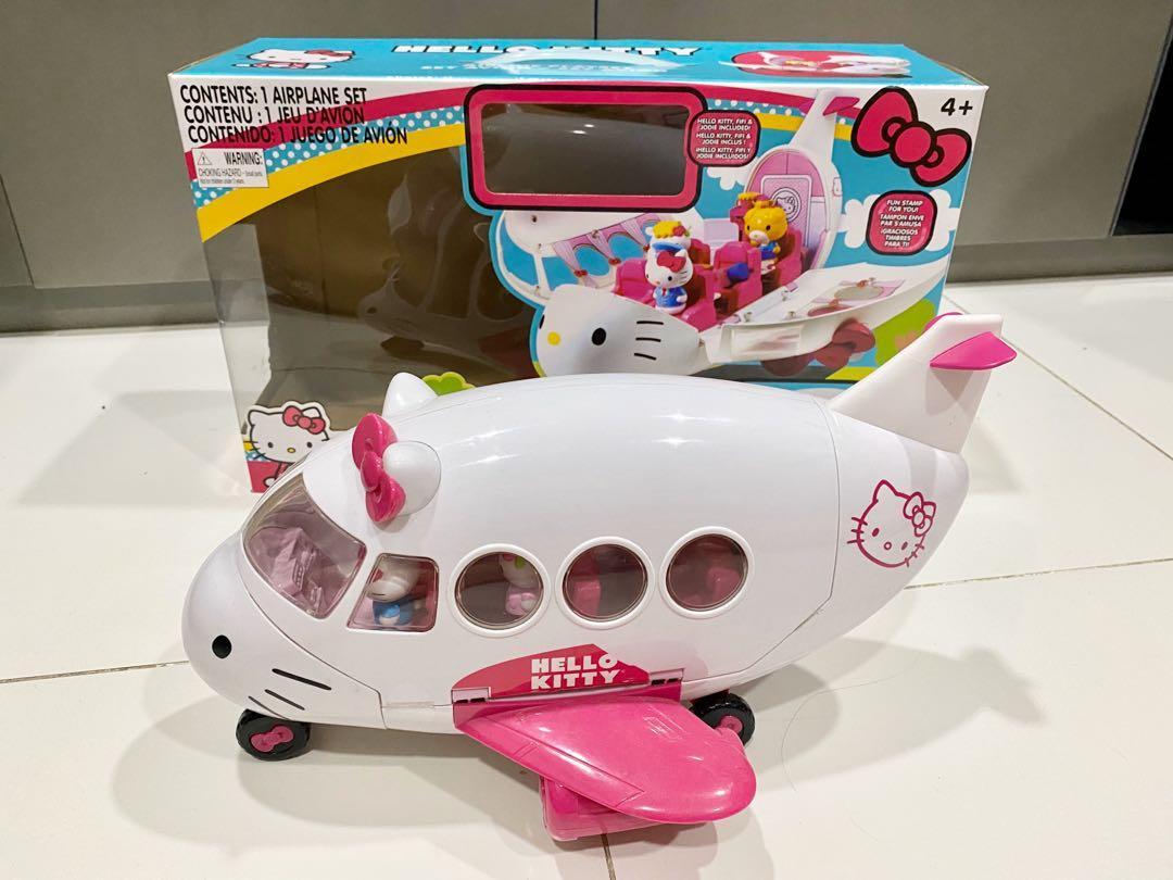 hello kitty airplane set