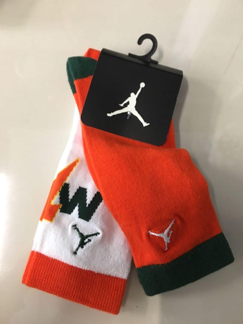 RARE 2 pairs Original Nike Jordan x Gatorade Like Mike socks size 3Y 5Y and 5Y 7Y Men s Fashion Watches Accessories Socks on Carousell