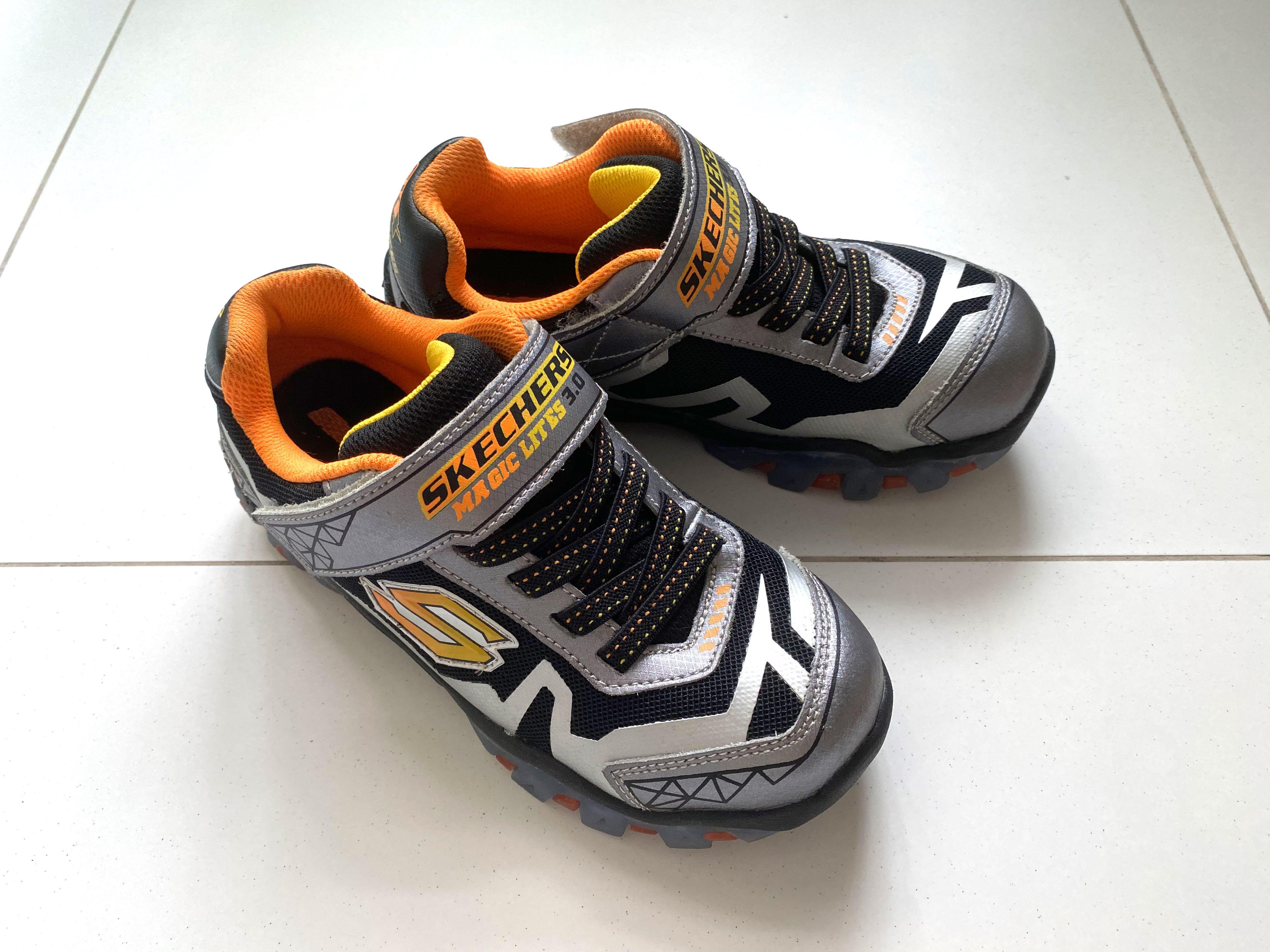 Skechers magic lites deals