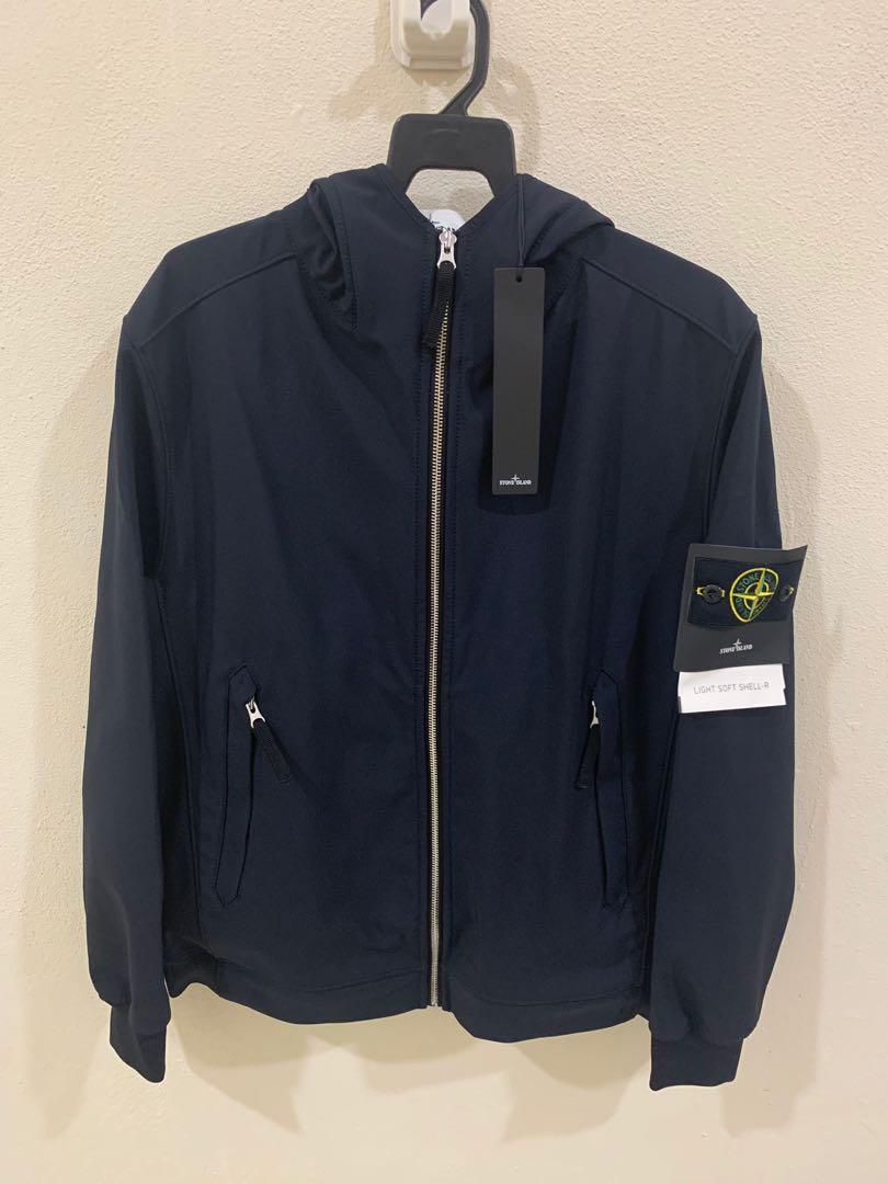 Stone island softshell hooded sales lightweight jacket