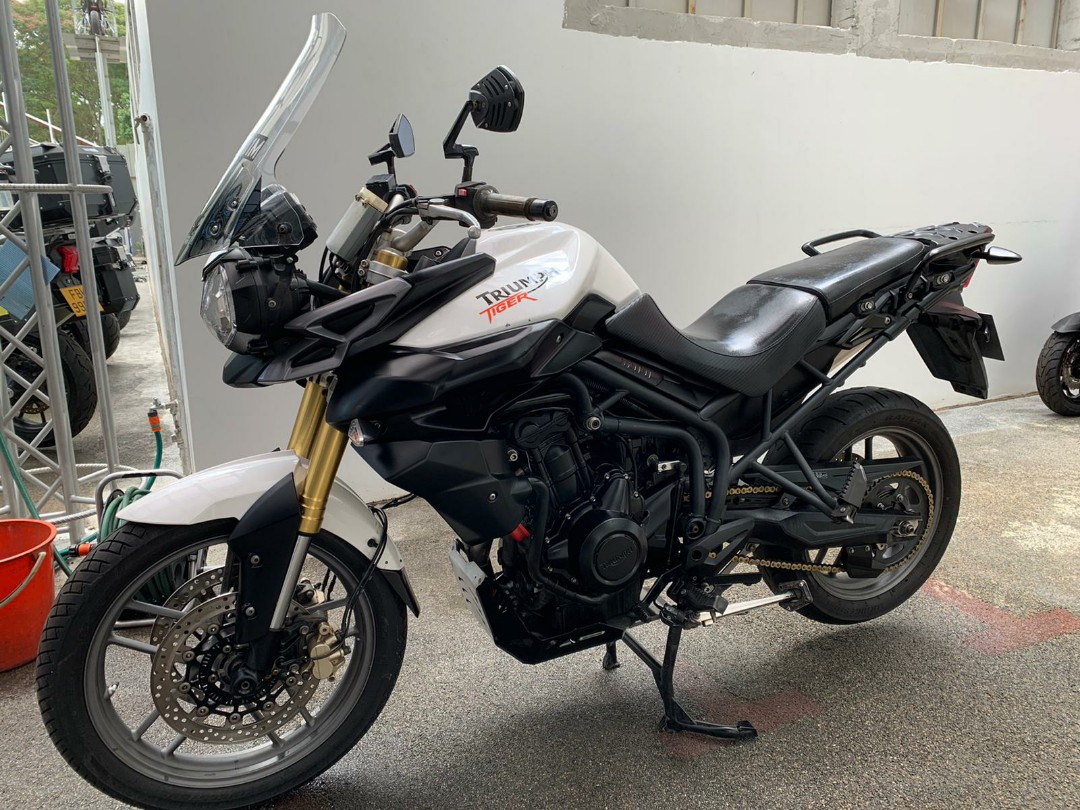 used triumph tiger 800