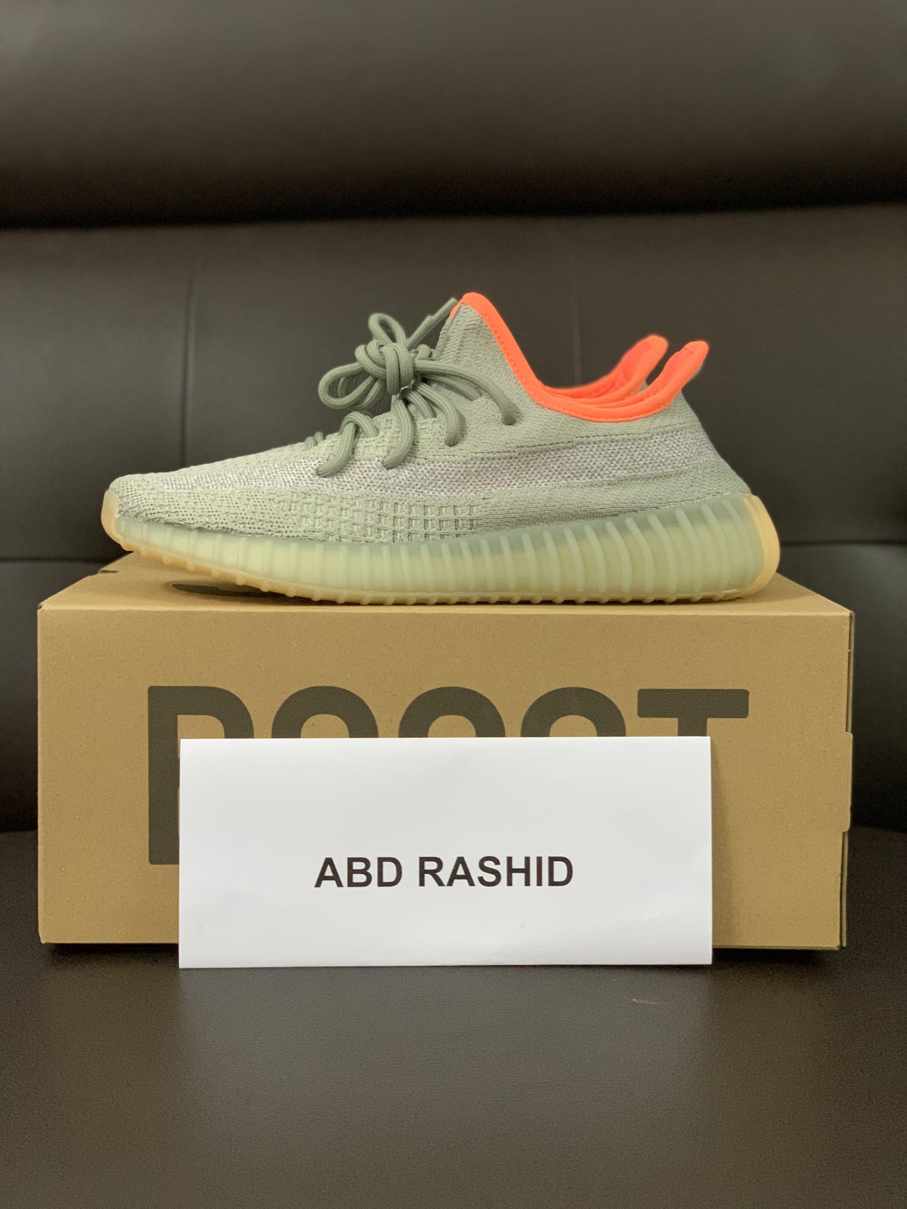 Tênis Adidas Yeezy Boost 350 V2 Desert Sage Maze