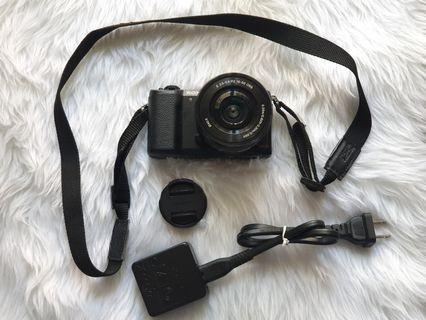 Sony ILCE5100L/B Alpha a5100 24.3MP HD 1080p Mirrorless Digital Camera with 16-50mm Lens (Black), 16GB Memory Card, Camera Bag