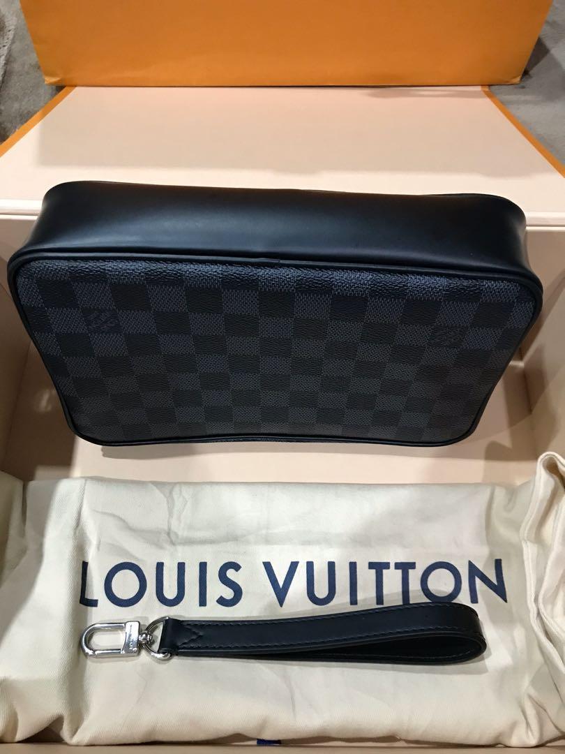 LOUIS VUITTON KASAI MENS CLUTCH BAG IN DAMIER GRAPHITE – BLuxe Boutique