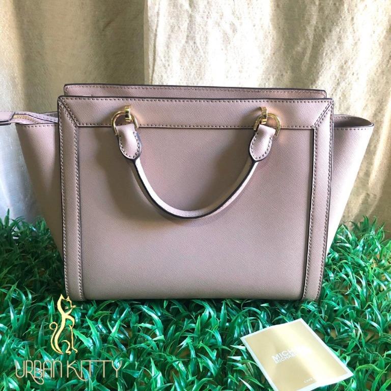 Michael Kors Brandi satchel bag Free Shipping, Women's Fashion, Bags &  Wallets, Cross-body Bags on Carousell