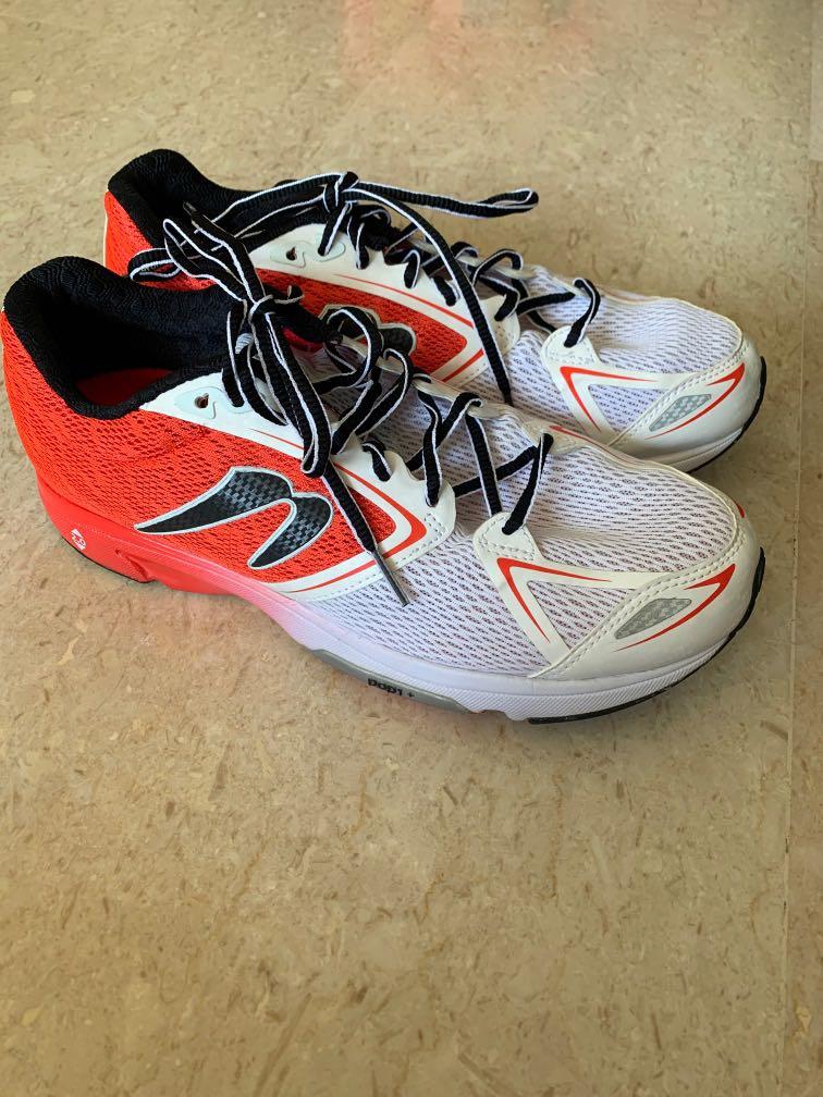 newton distance vi