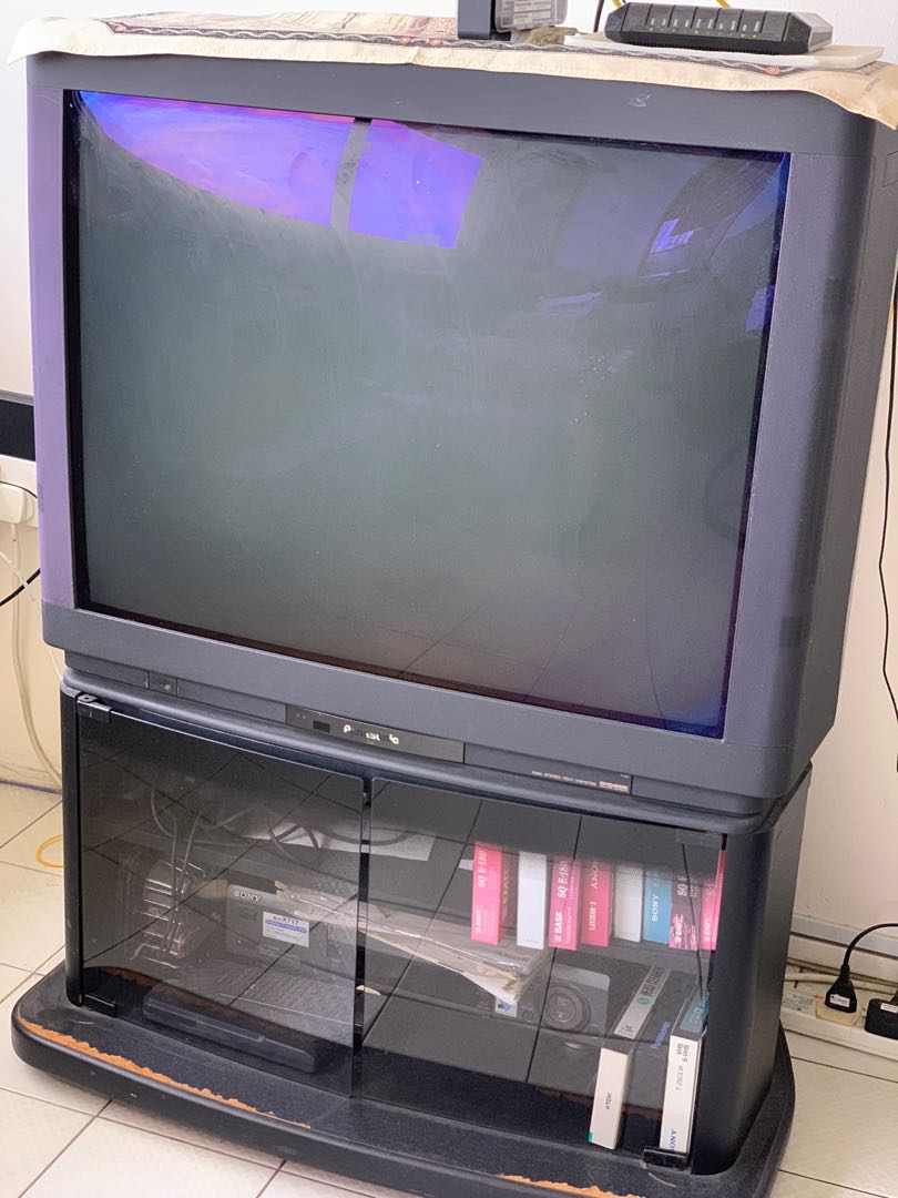 Panasonic 32 inch CRT TV with stand, TV & Home Appliances, TV ...