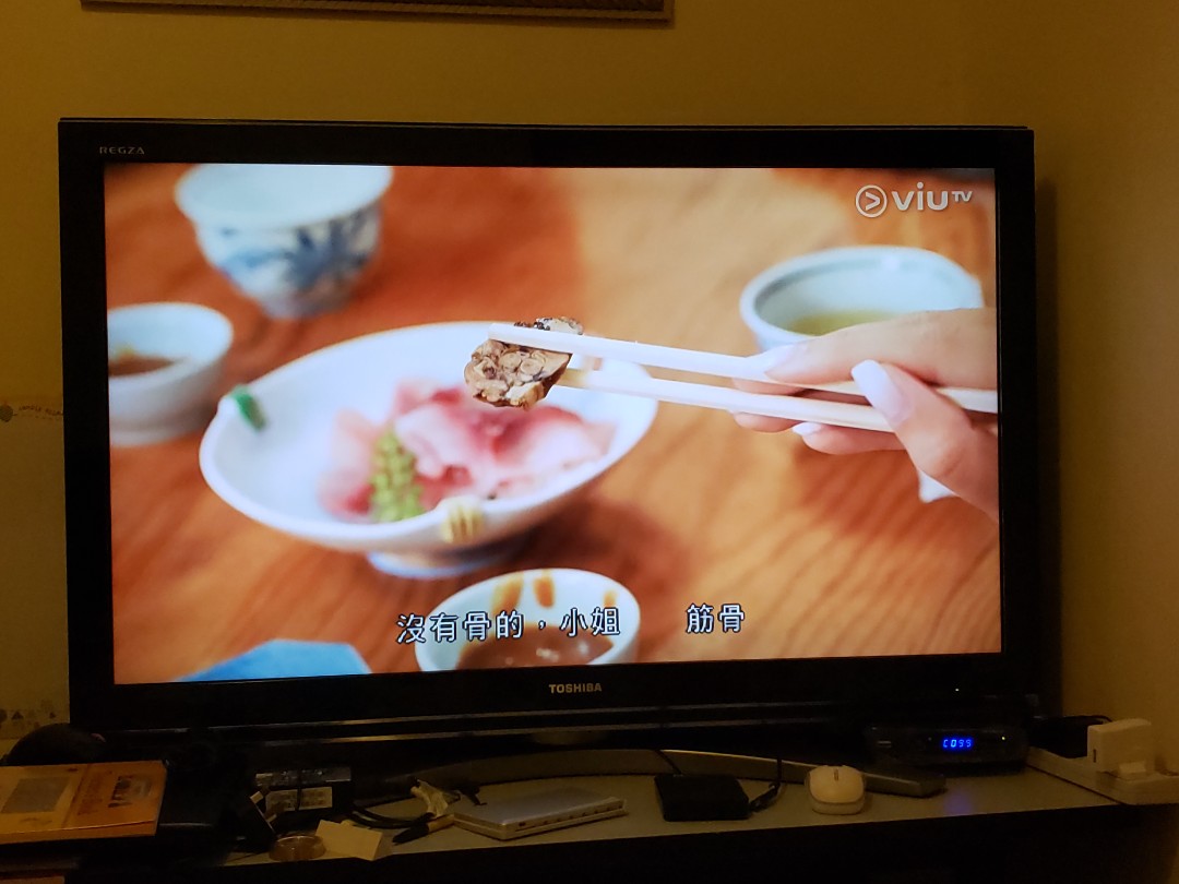 Toshiba 42 TV 電視 (not samsung LG Sony)