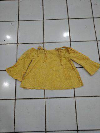 Sabrina Blouse Wanita Pastel Color Bright Yellow Kuning