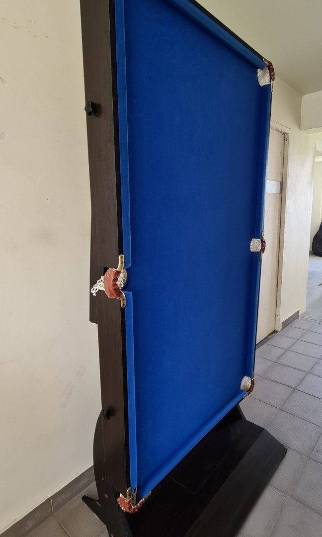 7ft foldable Pool Table, Sports Equipment, Sports & Games, Billiards