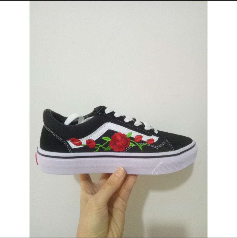 vans embroidered rose shoes