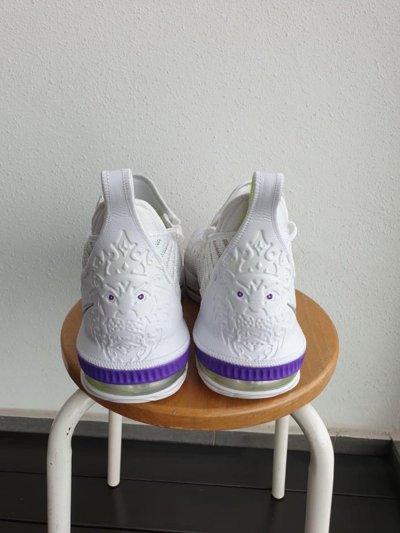 LeBron 16