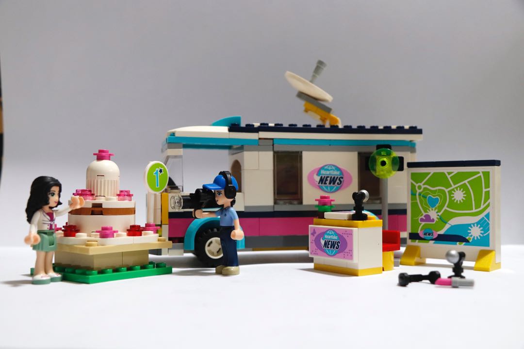 LEGO Friends Heartlake News Van 41056, Hobbies Toys, Toys