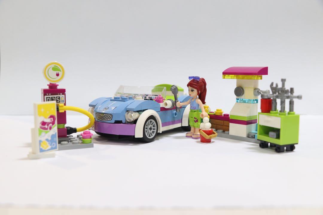 Mia's roadster best sale lego instructions