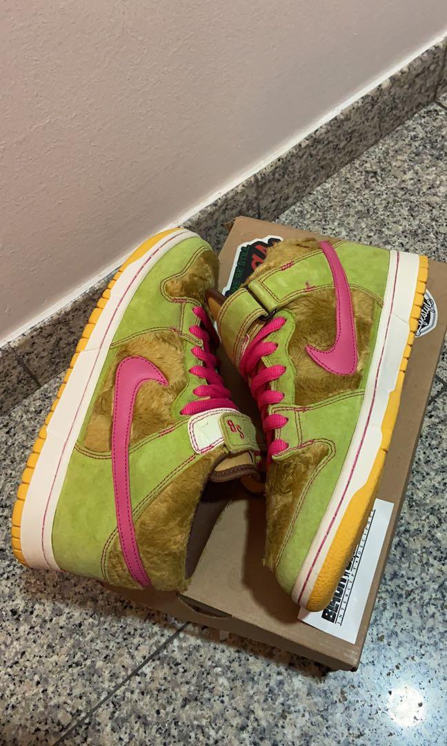 Nike SB Mama Bear Medicom Bearbrick Men s Fashion Footwear Sneakers on Carousell