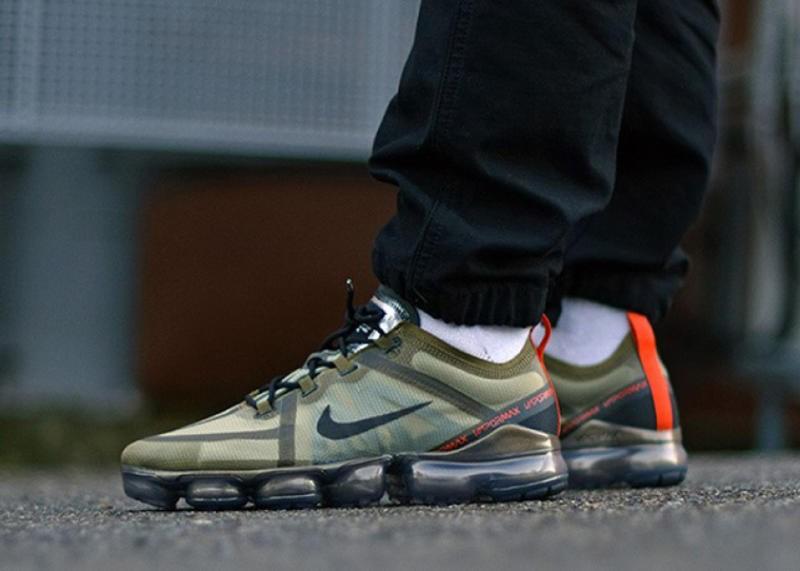 original nike vapormax 2019 olive green