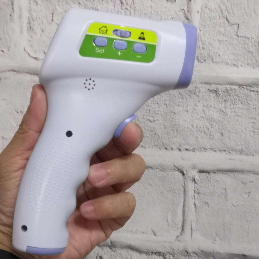 [Penang READY STOCK] Medical Infrared Forehead Thermometer JZK601