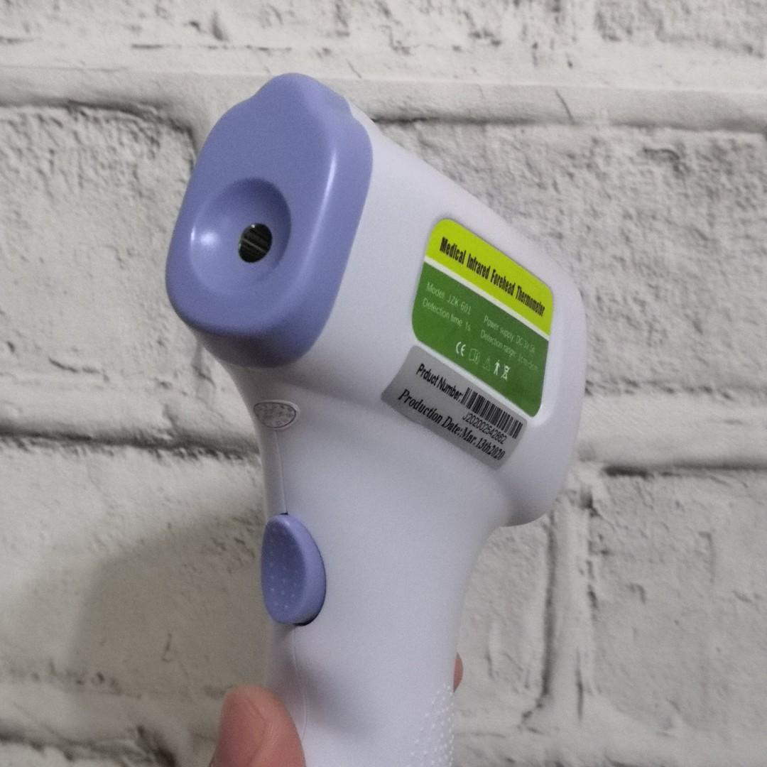 [Penang READY STOCK] Medical Infrared Forehead Thermometer JZK601